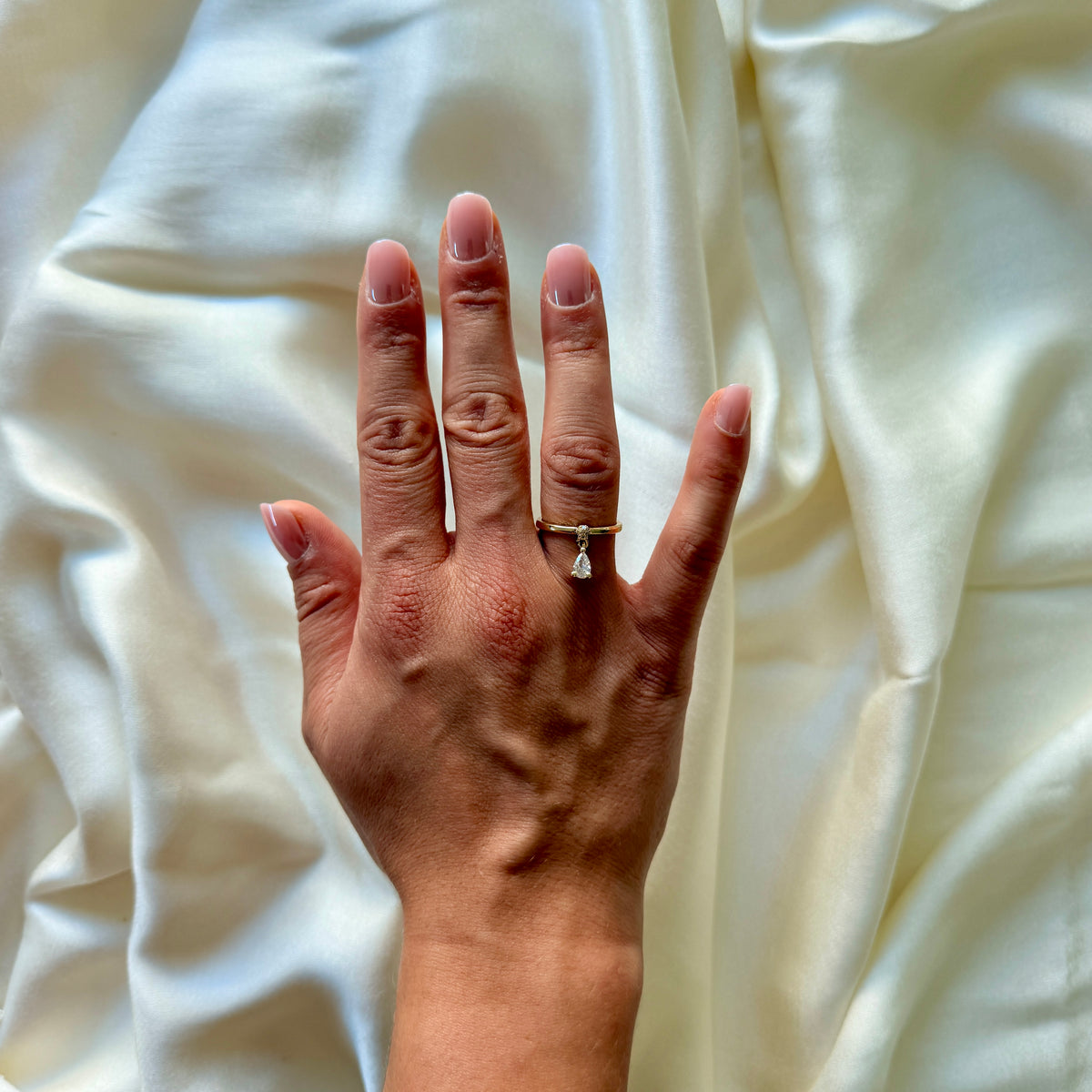 Elia Ring