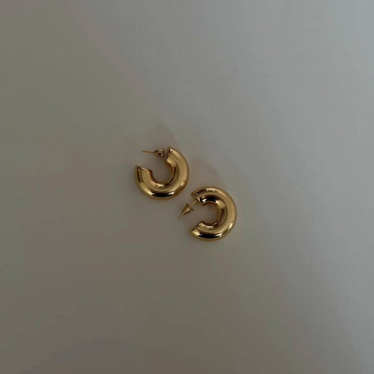 Aurea Hoops