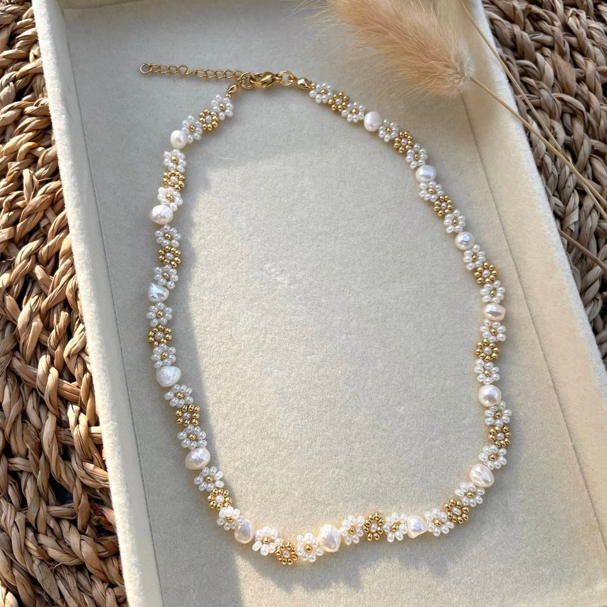 Golden Daisy Halskette