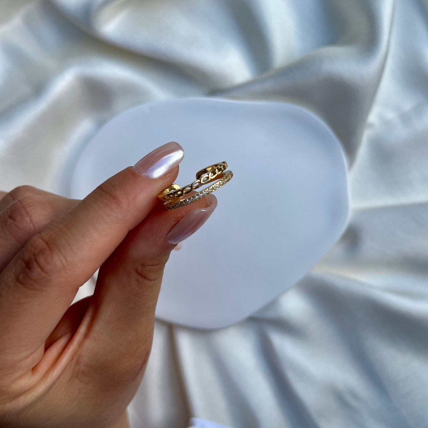 Fineline Ring