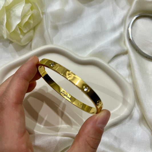 Amara Armreif personalisieren