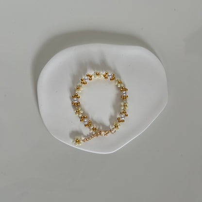 Buttermilk Lemon Pearl Armband