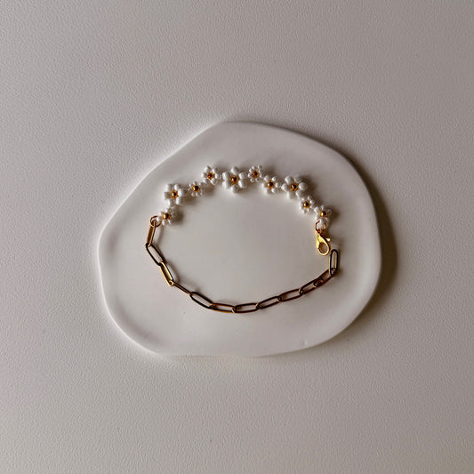 Cloud Bloom Armband