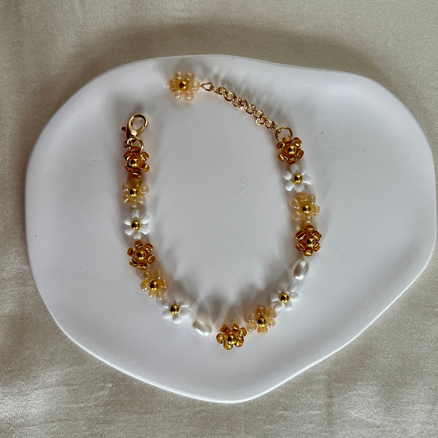 Flower Pearl Armband Creme/Beige