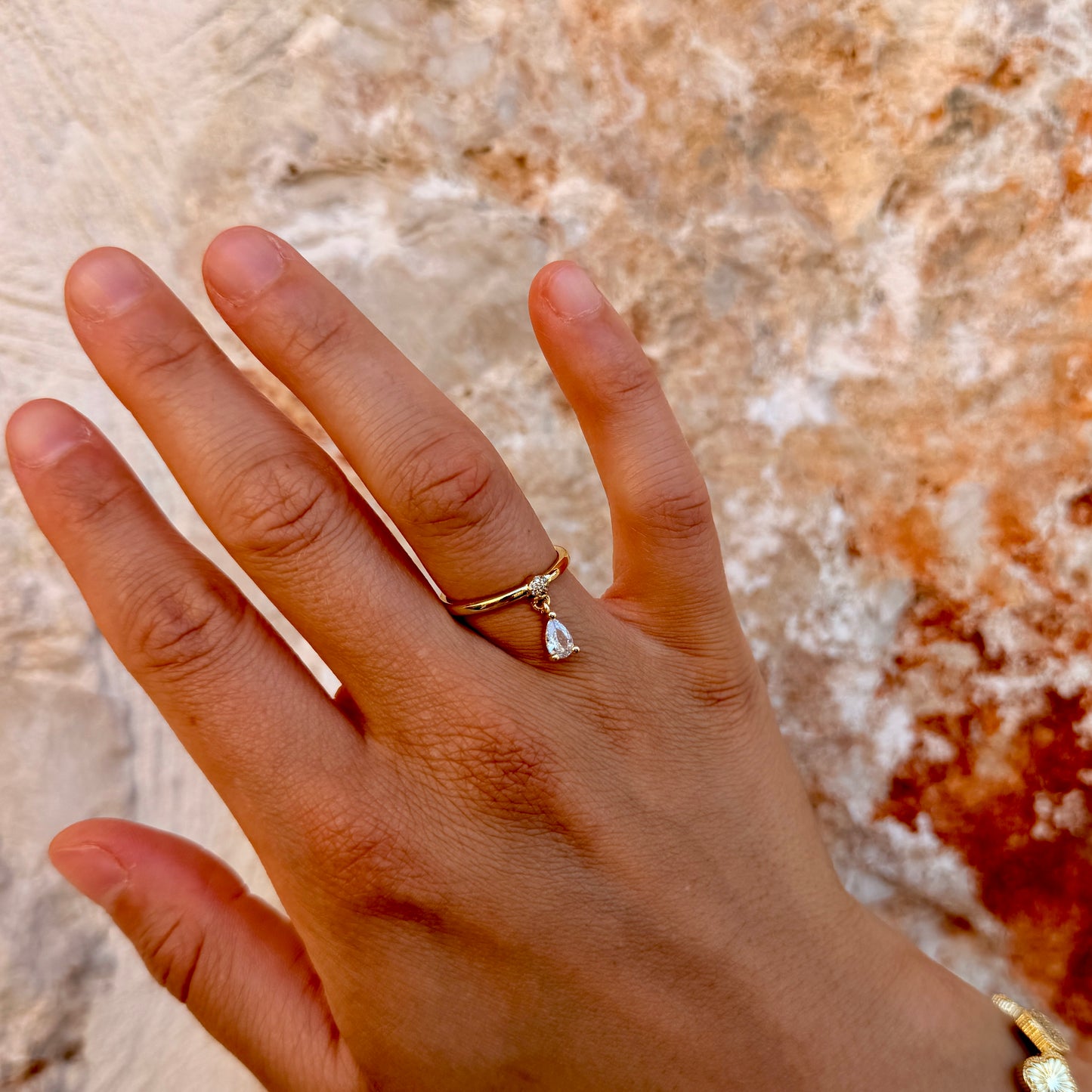 Elia Ring